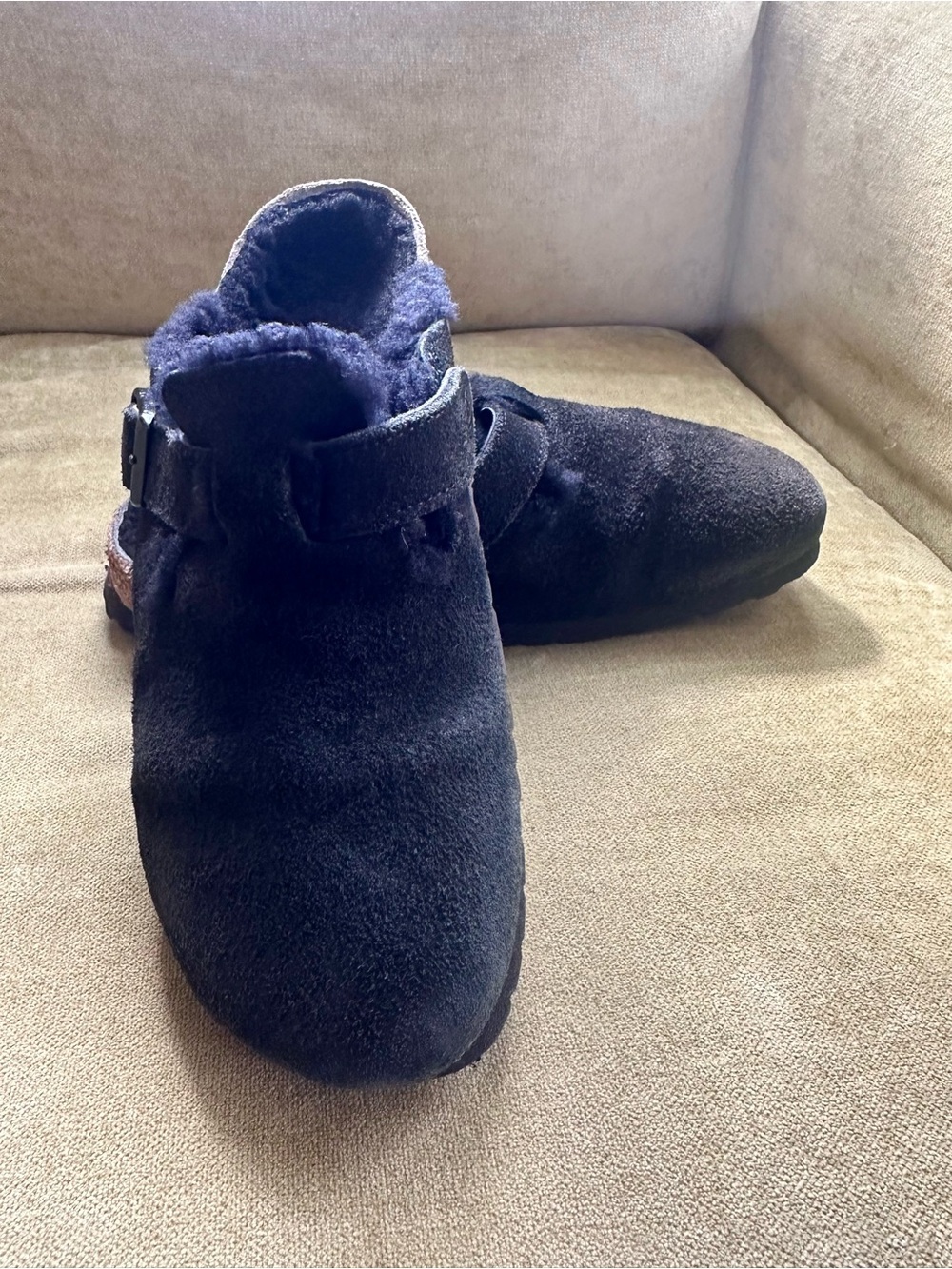 Birkenstock Black Suede Shearling-Lined Boston Clogs 🖤